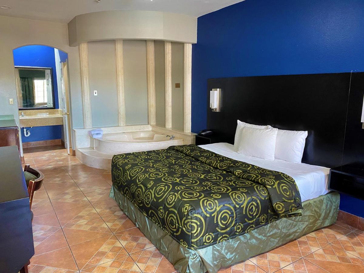 Texas Inn Alamo Εξωτερικό φωτογραφία